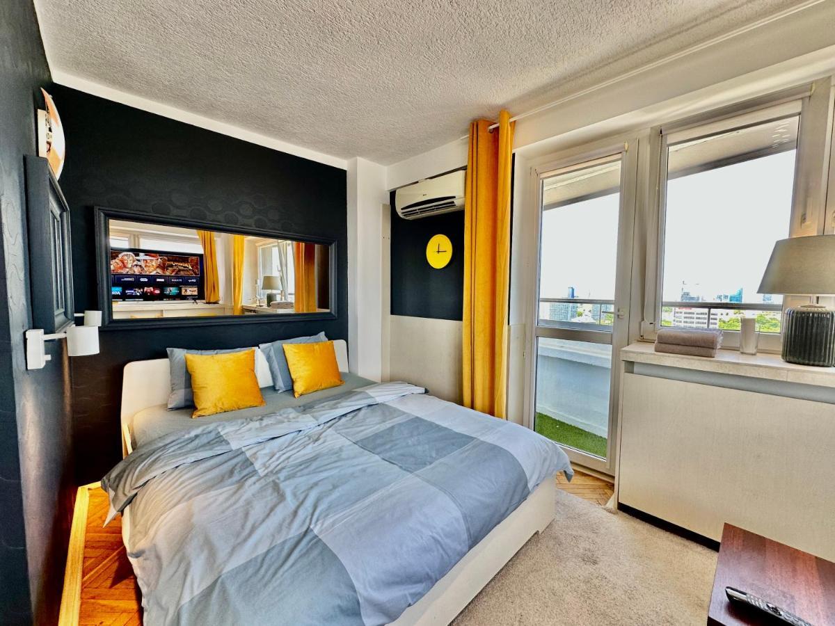 Апартаменты Sun Clima/Ac Metro X2 Fast Wifi 500 Mbs 70'Tv Netflix Appletv Hbo Варшава Экстерьер фото
