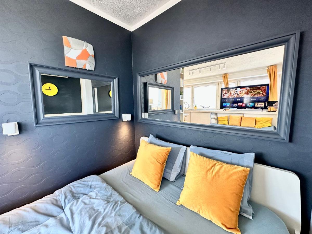 Апартаменты Sun Clima/Ac Metro X2 Fast Wifi 500 Mbs 70'Tv Netflix Appletv Hbo Варшава Экстерьер фото