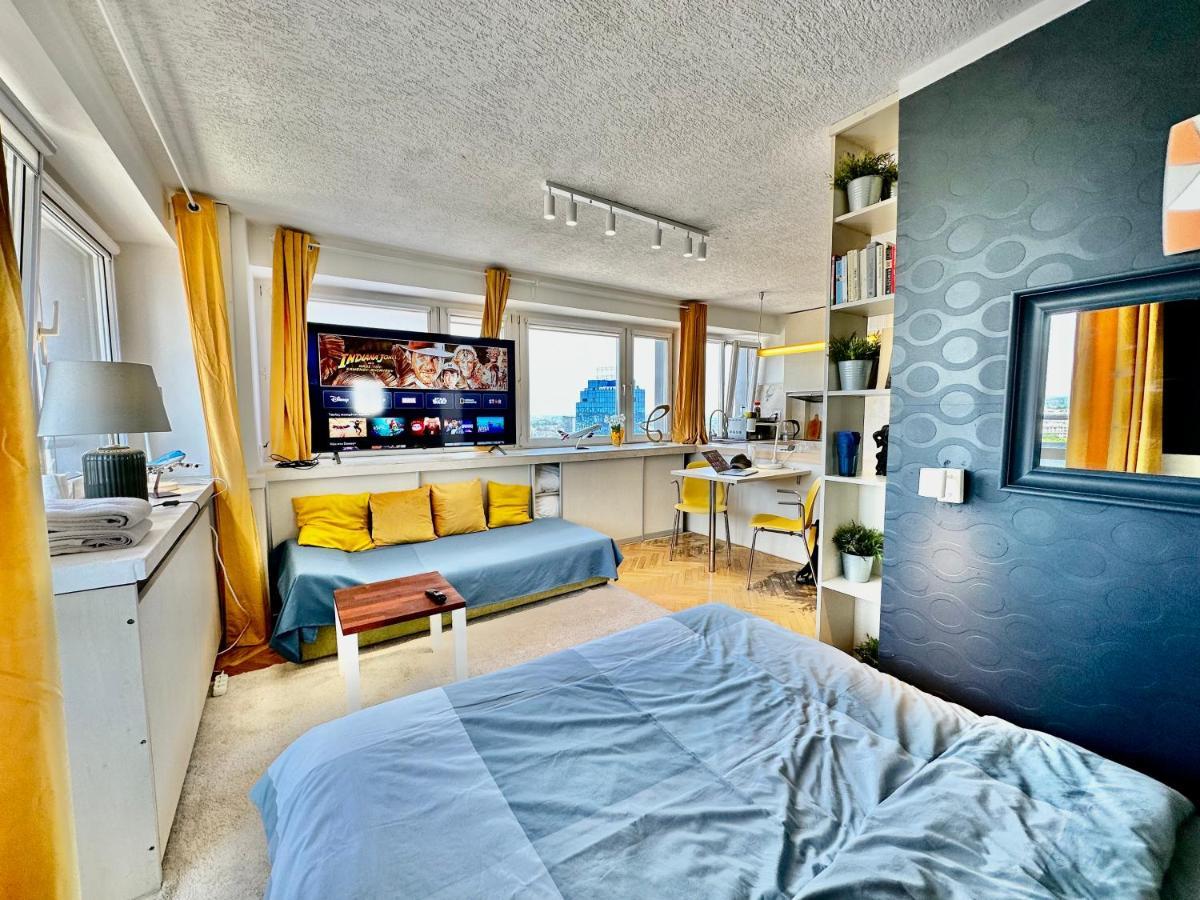 Апартаменты Sun Clima/Ac Metro X2 Fast Wifi 500 Mbs 70'Tv Netflix Appletv Hbo Варшава Экстерьер фото