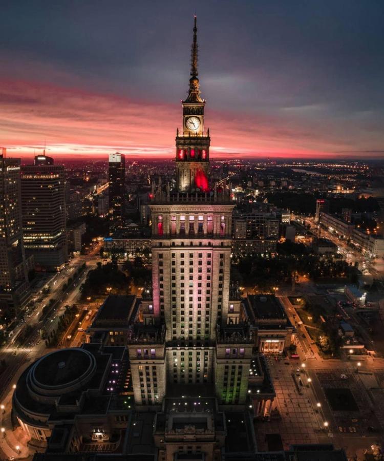 Апартаменты Sun Clima/Ac Metro X2 Fast Wifi 500 Mbs 70'Tv Netflix Appletv Hbo Варшава Экстерьер фото